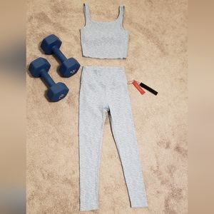 Carbon 38 lepoard print ribbed work out SET!! size Small, light blue. NWT.